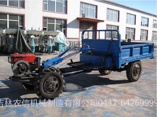 NX101、NX121、NX151、NX181系列四(sì)驅手扶(fu)拖拉機(jī)