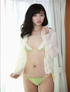 《武汉美女洗澡-日本久久久》