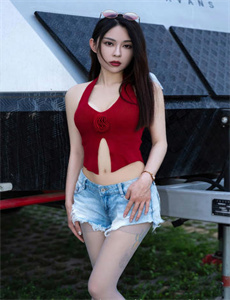 《中国最大胆展阴露b美女-亚洲无限码》