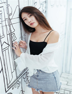 《五个黑人玩一女4P-邻家特工下载》